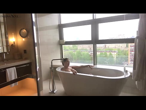 ❤️ Gagică imensă care își masturbează cu pasiune păsărica în baie at ro.bsglass.ru
