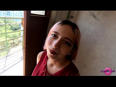 ❤️ O studentă senzuală o suge unui străin în Outback - Ejaculează pe fața lui at ro.bsglass.ru